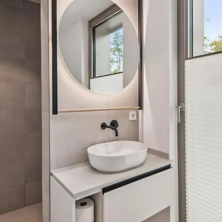 2 Bedroom Amazing In Tossens