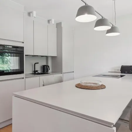 2 Bedroom Amazing In Tossens Apartamento